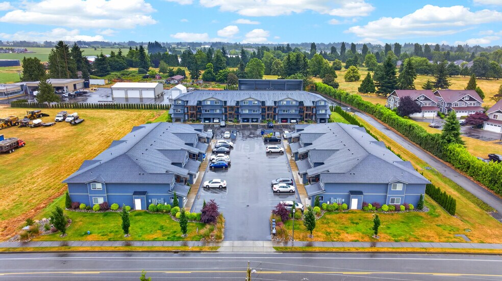 Depot Estates and Villas portefeuille de 2 biens à vendre sur LoopNet.fr - Photo de l’immeuble – Image 2 sur 29