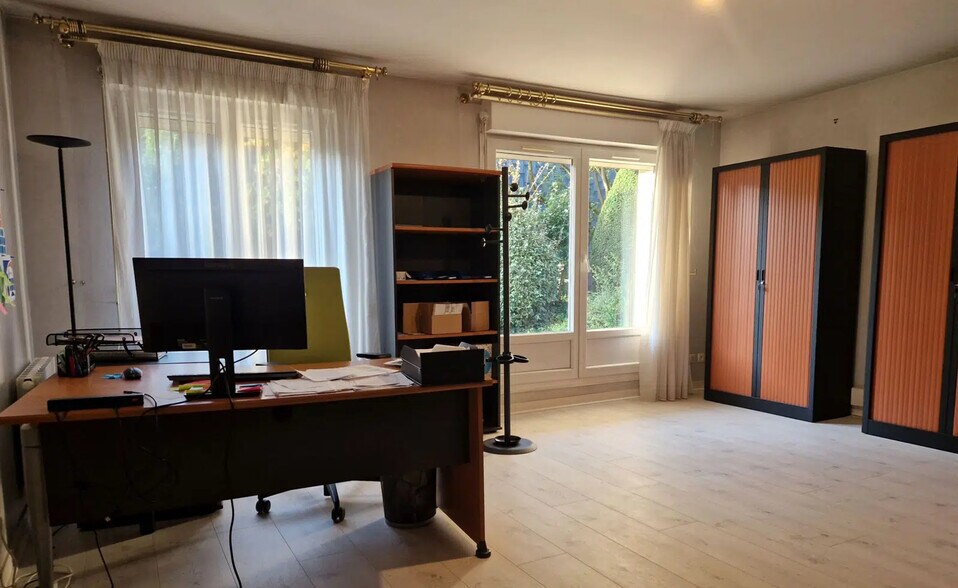 52 Rue Du Faubourg Bannier, Orléans à louer - Photo de l’immeuble – Image 2 sur 6