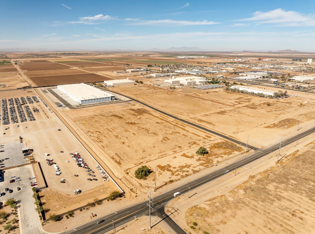 SWC of Thornton Rd & Lawrence St, Casa Grande, AZ à vendre Photo de l’immeuble– Image 1 sur 4