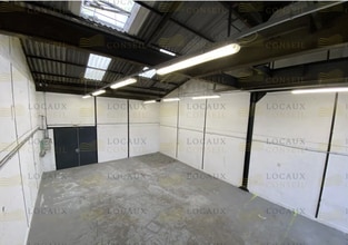 Local d’activités dans Bezons à louer Photo intérieure– Image 2 sur 3