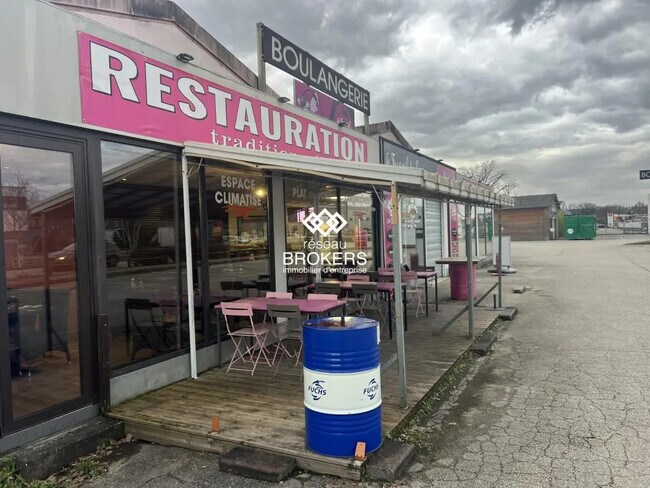 Plus de détails pour Local commercial à vendre