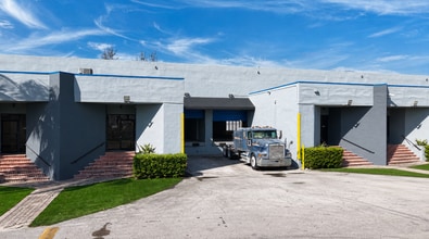 9970 NW 89th Ct, Medley, FL à louer Photo intérieure– Image 1 sur 38