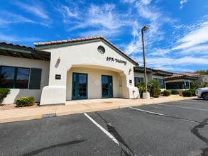 1757 E Baseline Rd, Gilbert, AZ à louer Photo intérieure– Image 2 sur 12