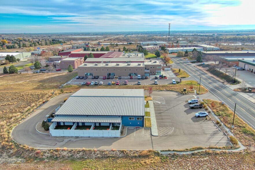 1651 Skyway Dr, Longmont, CO à vendre - Photo de l’immeuble – Image 3 sur 18