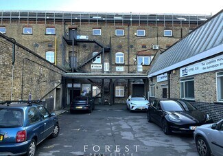 Plus de détails pour Sandown Rd, Watford - Local d'activités à louer