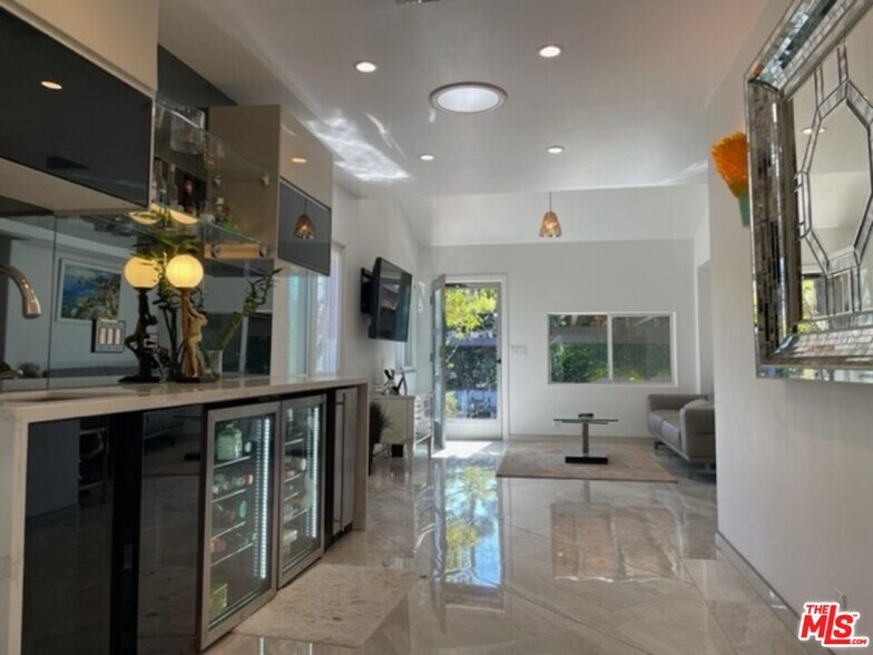 425 Sunridge St, Playa del Rey, CA à vendre - Photo de l’immeuble – Image 1 sur 41