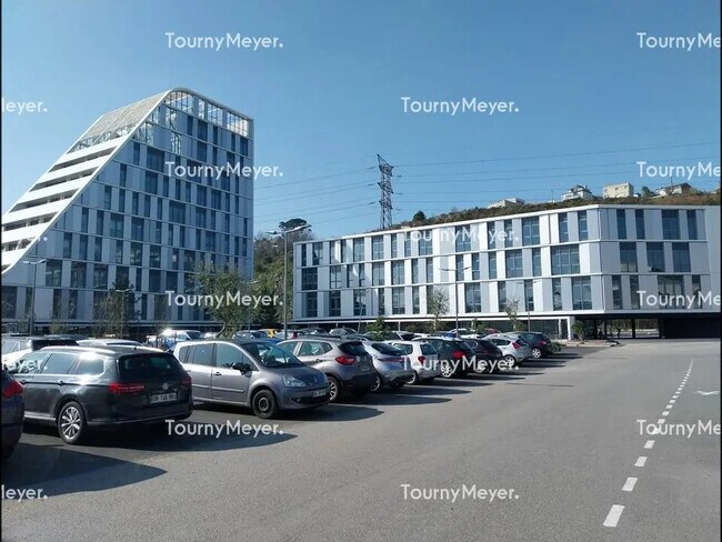 Plus de détails pour Bureau à louer