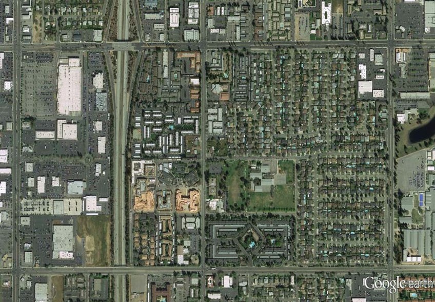 5650 N Fresno St, Fresno, CA à louer - Aérien – Image 3 sur 10