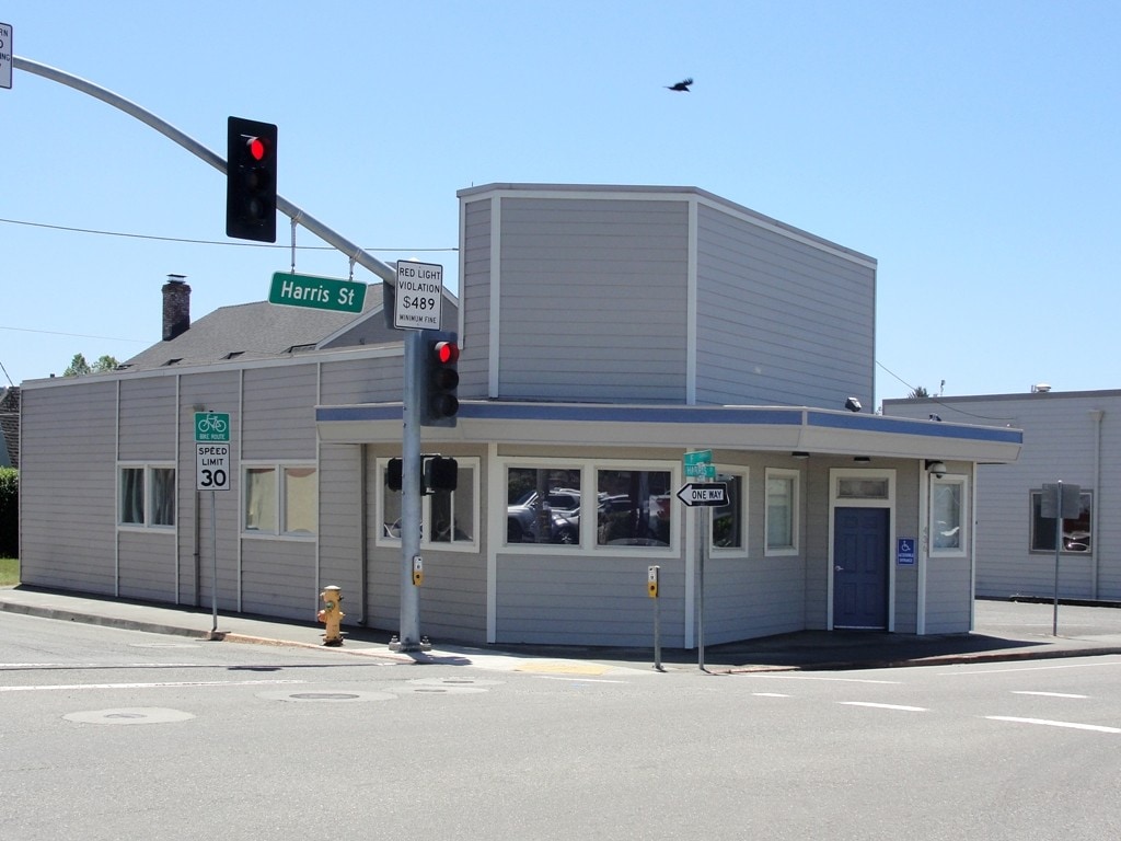 436 Harris St, Eureka, CA à louer Photo principale– Image 1 sur 4