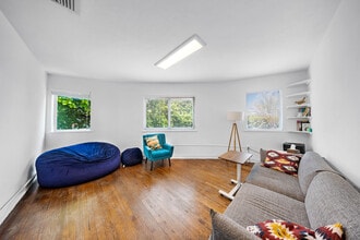 1267 Coral Way, Miami, FL à louer Photo intérieure– Image 2 sur 12
