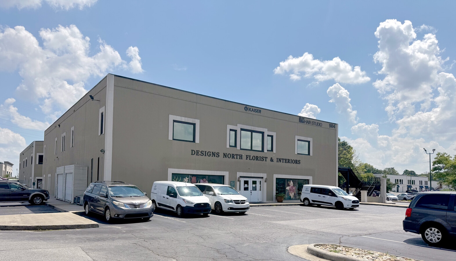 502-504 E Cornwallis Dr, Greensboro, NC 27405 - Lot 504 - - Photo intérieure - Image 1 of 5