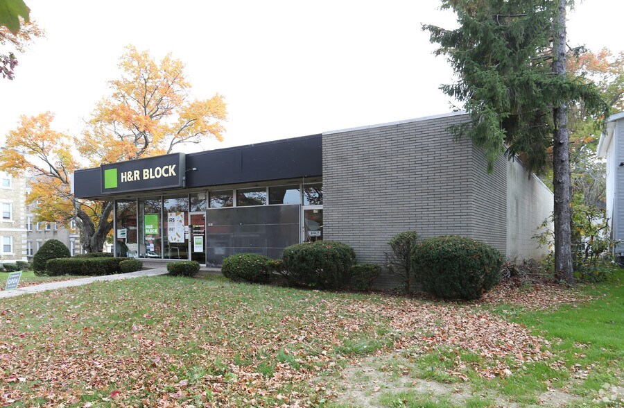 593 Farmington Ave, Hartford, CT à louer - Photo de l’immeuble – Image 3 sur 9
