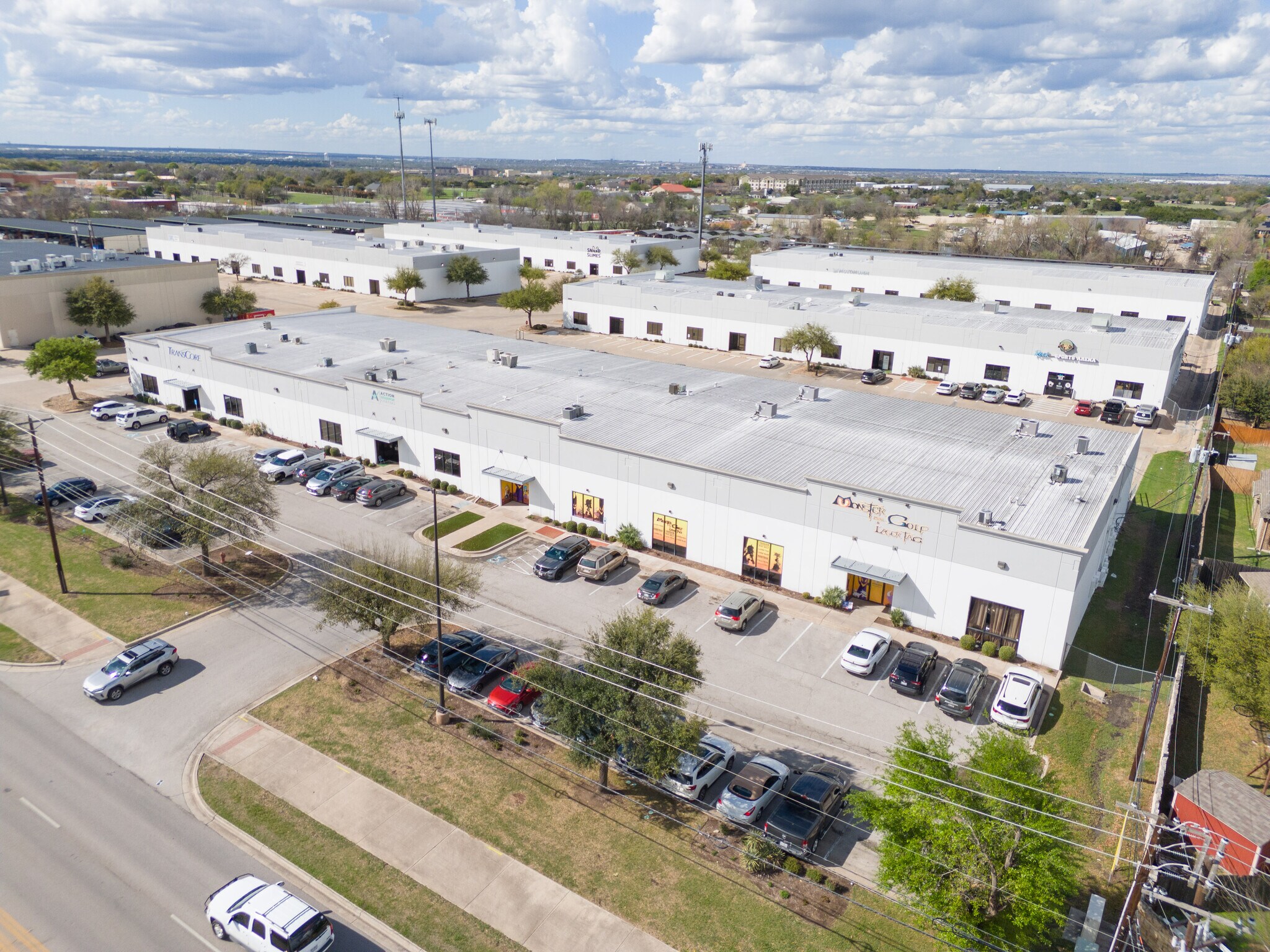 3916 Gattis School Rd, Round Rock, TX à louer Photo de l’immeuble– Image 1 sur 22