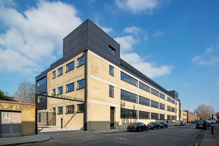100 Brewery Rd, Londres à louer - Photo de l’immeuble – Image 2 sur 24