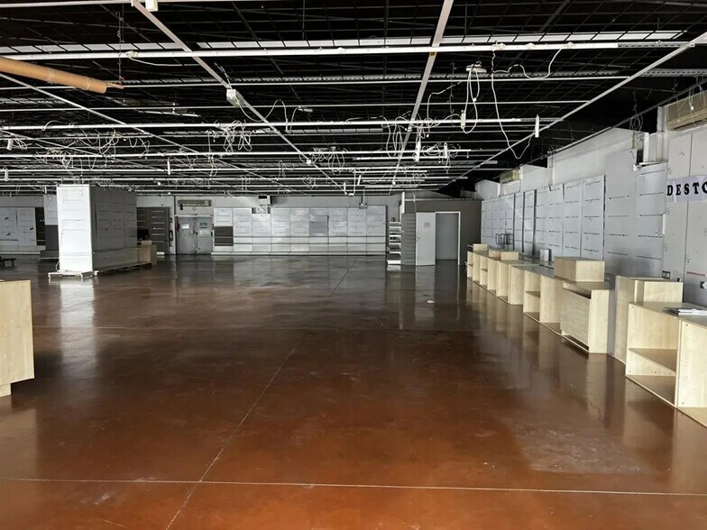 Local commercial dans Audincourt à louer - Photo intérieure – Image 2 sur 4