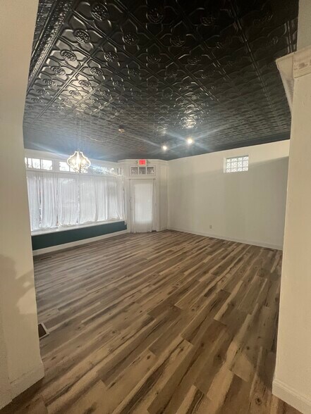 1900 McCausland Ave, Saint Louis, MO à louer - Photo de l’immeuble – Image 3 sur 13