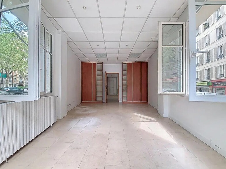 Bureau dans Paris à vendre - Photo de l’immeuble – Image 2 sur 12