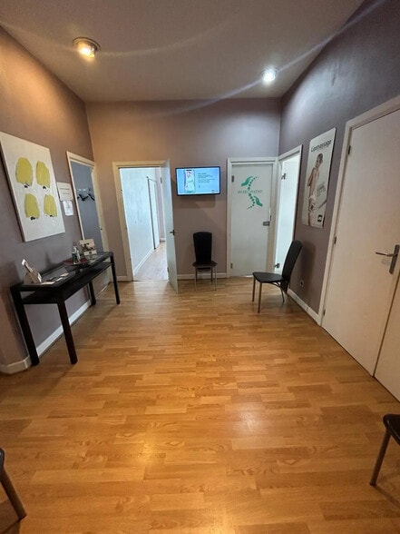 Bureau dans Lyon à vendre - Photo de l’immeuble – Image 2 sur 6