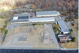 Plus de détails pour 6711-422 Perkiomen Ave, Birdsboro, PA - Industriel/Logistique à louer