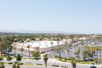 301-375 E Alessandro Blvd, Riverside, CA - VUE AÉRIENNE  vue de carte - Image1