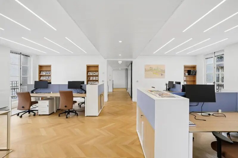 24 Rue De Caumartin, Paris à louer - Photo de l’immeuble – Image 3 sur 16