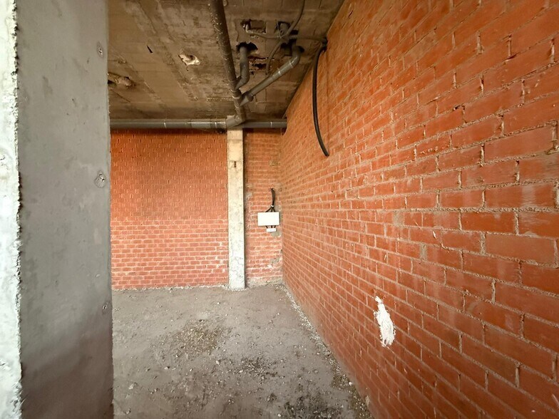 Local commercial dans Cáceres, Cáceres à louer - Photo de l’immeuble – Image 3 sur 5