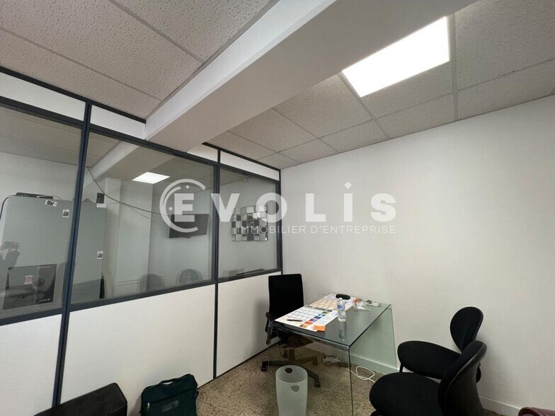 Bureau dans Ris-Orangis à vendre - Photo intérieure – Image 3 sur 8