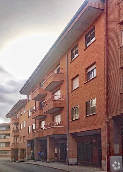 Calle Fivasa, 4, Ávila, Ávila à louer - Photo de l’immeuble – Image 3 sur 3
