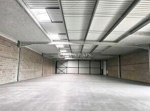 Local commercial dans Anse à vendre Photo intérieure– Image 2 sur 4