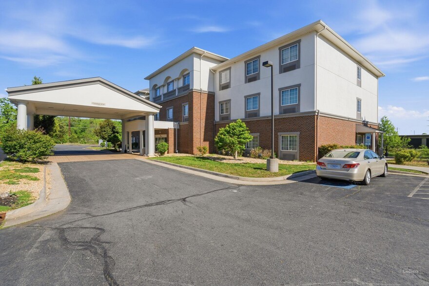 334 Caroline St, Orange, VA à vendre - Photo de l’immeuble – Image 2 sur 24
