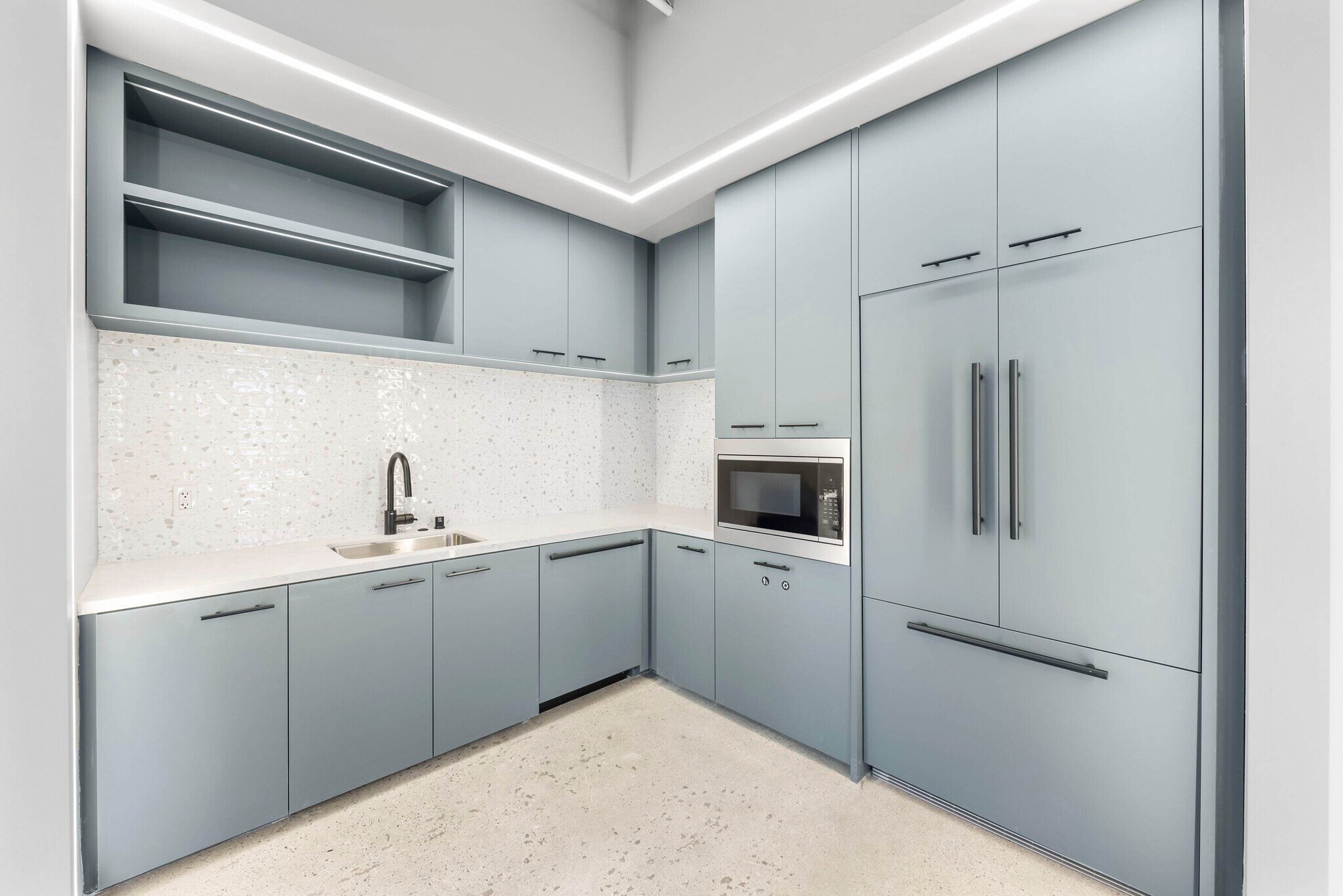 620 Newport Center Dr, Newport Beach, CA à louer Photo intérieure– Image 1 sur 7