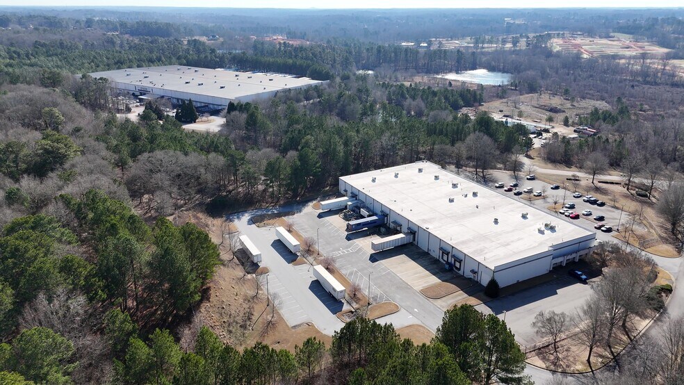 815 Progress Dr, Auburn, GA à vendre - Photo de l’immeuble – Image 1 sur 7