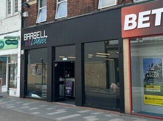 Plus de détails pour 87 High St, Maidenhead - Local commercial à louer