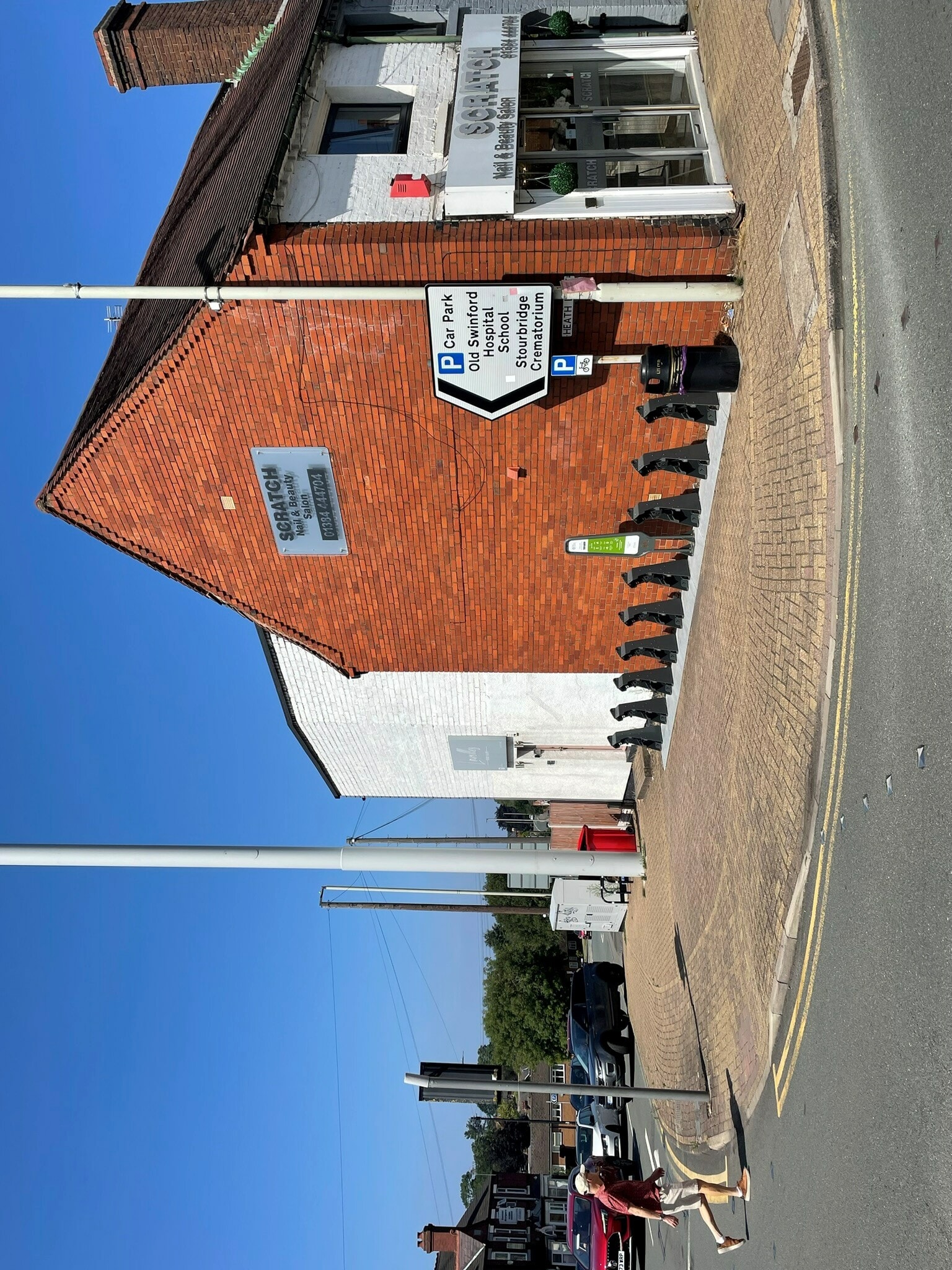114 Hagley Rd, Stourbridge à louer Photo de l’immeuble– Image 1 sur 8