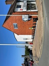 114 Hagley Rd, Stourbridge à louer Photo de l’immeuble– Image 1 sur 8