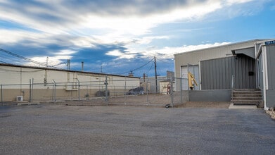 733 S Bowen St, Longmont, CO à vendre Photo de l’immeuble– Image 2 sur 7