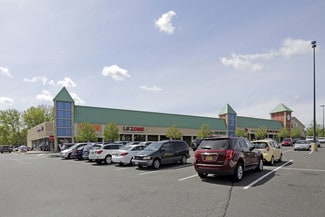 Plus de détails pour 67 Newtown Rd, Danbury, CT - Local commercial à louer