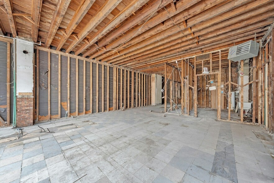 63 Hutton St, Jersey City, NJ à louer - Photo de l’immeuble – Image 3 sur 11