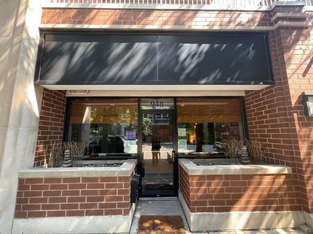 948 W Huron St, Chicago, IL à vendre - Photo de l’immeuble – Image 2 sur 9