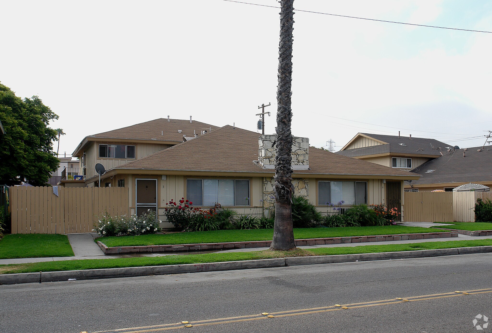1536 S 9th St, Anaheim, CA à vendre Photo principale– Image 1 sur 4