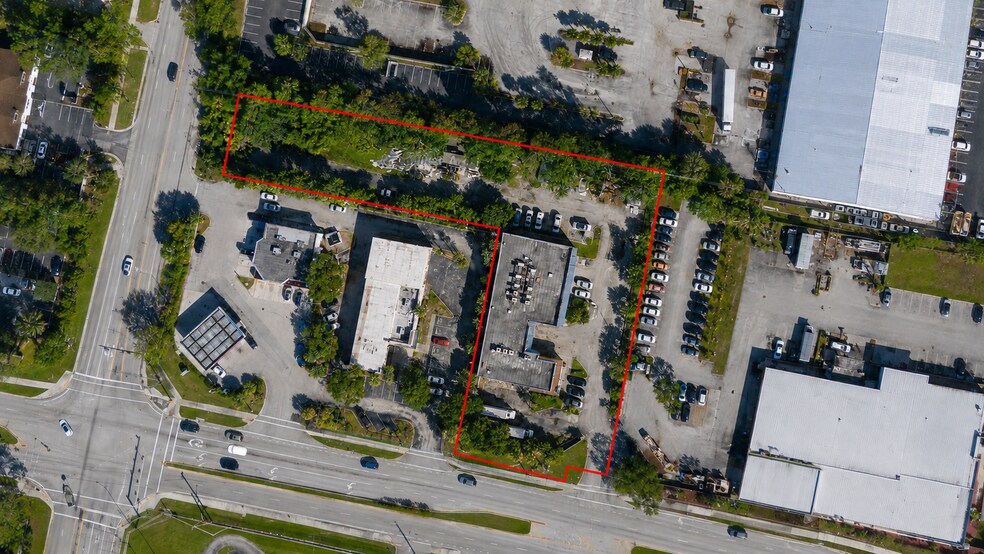6575 Nova Dr, Fort Lauderdale, FL à vendre - Photo de l’immeuble – Image 3 sur 23