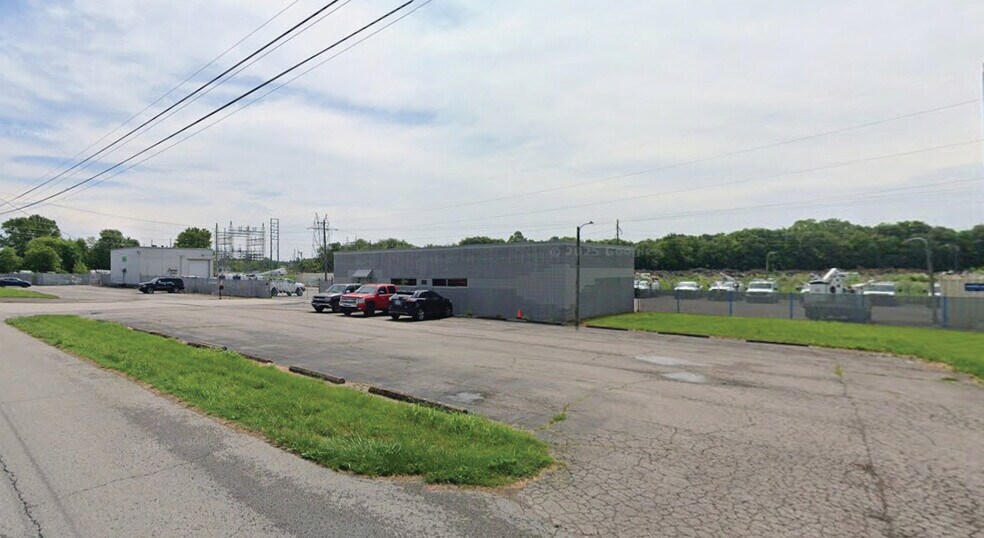 110 Gaither Station Rd, Elizabethtown, KY à vendre - Photo de l’immeuble – Image 2 sur 2