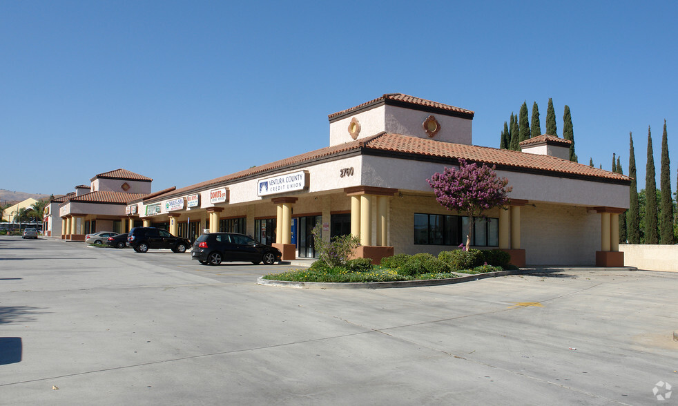 2760 Tapo Canyon Rd, Simi Valley, CA à louer - Photo de l’immeuble – Image 3 sur 4