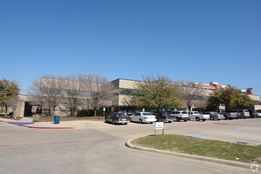 1001 12th Ave, Fort Worth, TX à louer - Photo de l’immeuble – Image 3 sur 3
