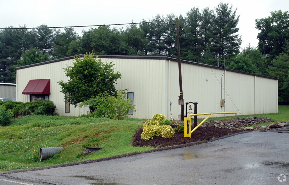 6530-6536 Commonwealth Dr, Roanoke, VA à louer - Photo de l’immeuble – Image 2 sur 12