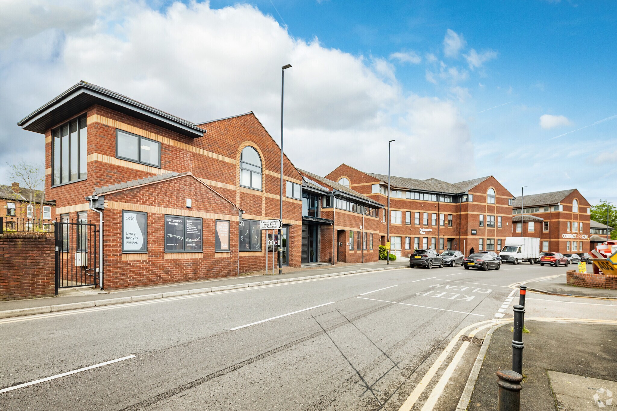 Stockport Rd, Altrincham à louer Photo principale– Image 1 sur 5