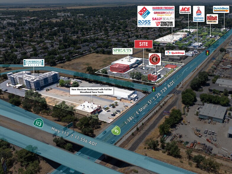 1434-1454 E Main St, Woodland, CA à louer - Photo de l’immeuble – Image 3 sur 11