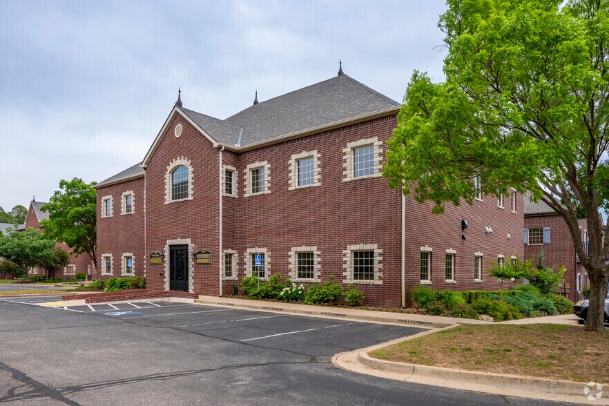 4735 E 91st St, Tulsa, OK à louer - Photo de l’immeuble – Image 1 sur 13