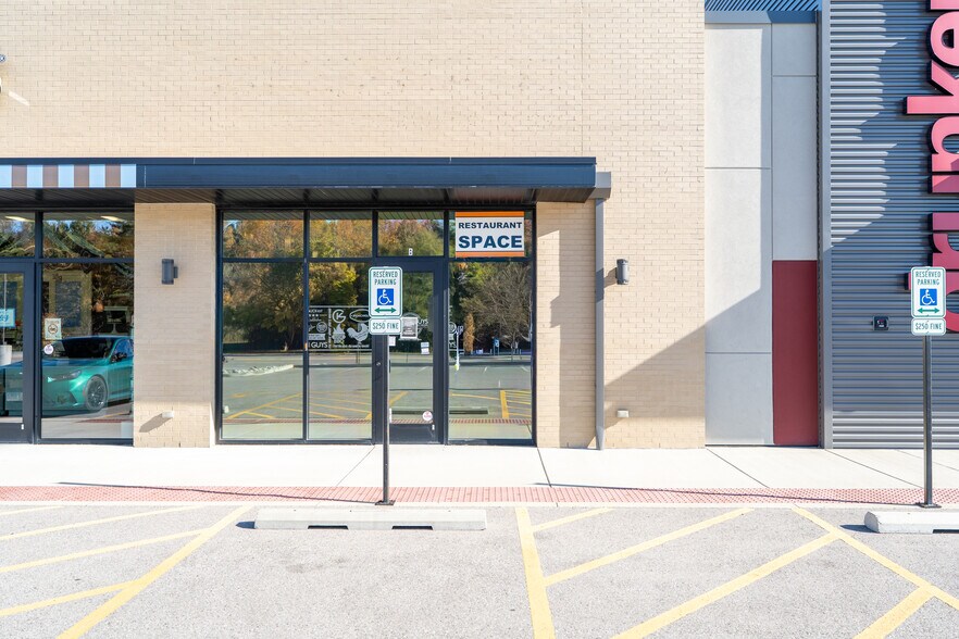 6151 Trace Parkway Dr, Edwardsville, IL à louer - Photo de l’immeuble – Image 2 sur 22