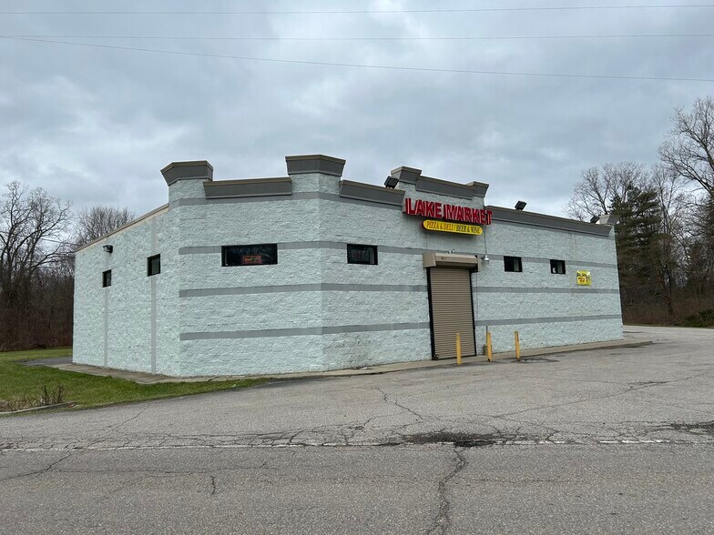 1372 E Lake Rd, Clio, MI à vendre - Photo de l’immeuble – Image 3 sur 9